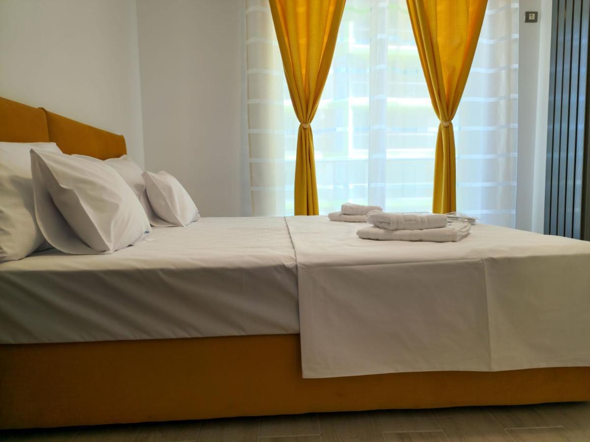 Cristalex Aparthotel & Spa Mamaia Nord Năvodari Exteriör bild