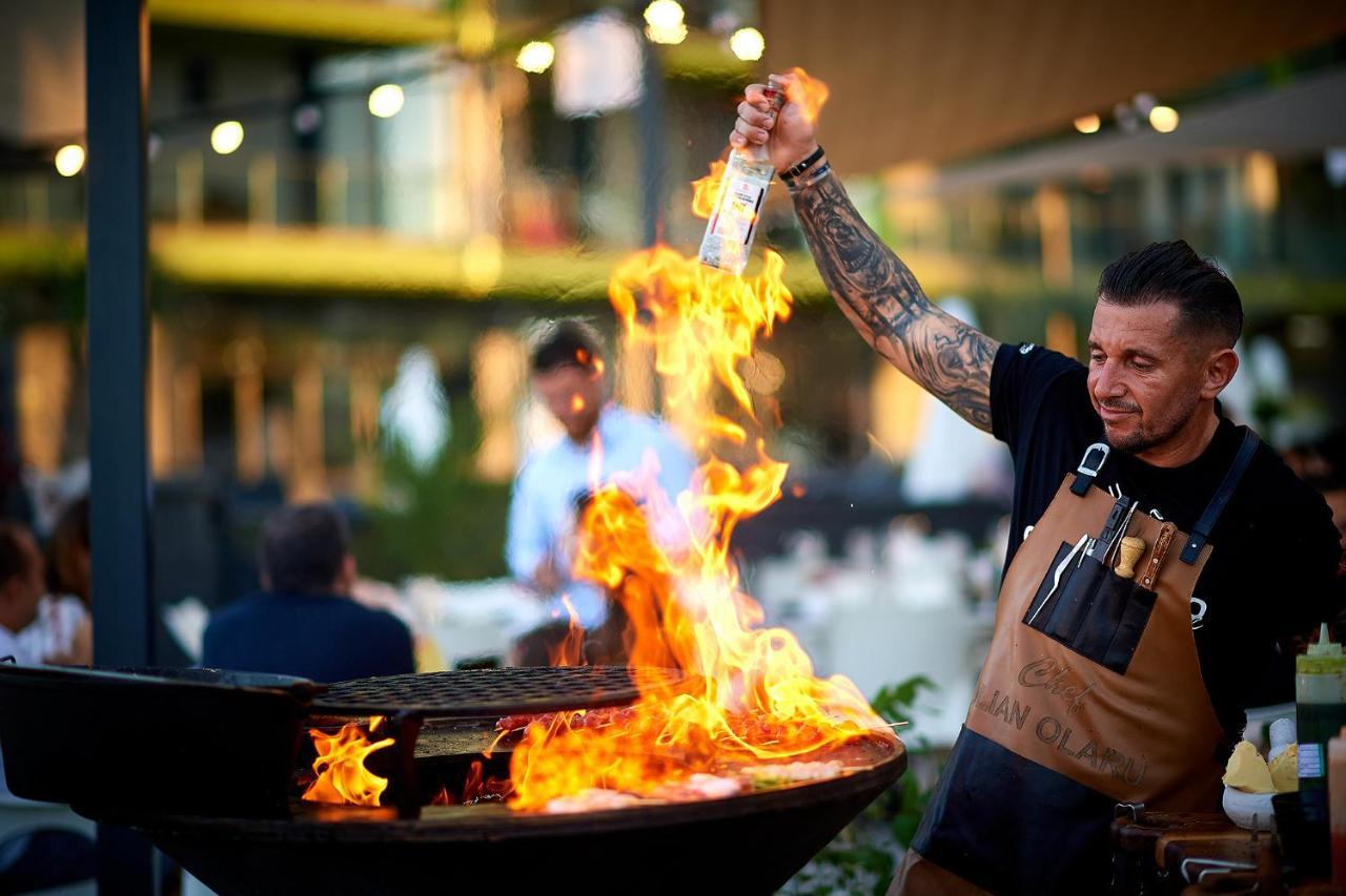 Cristalex Aparthotel & Spa Mamaia Nord Năvodari Exteriör bild