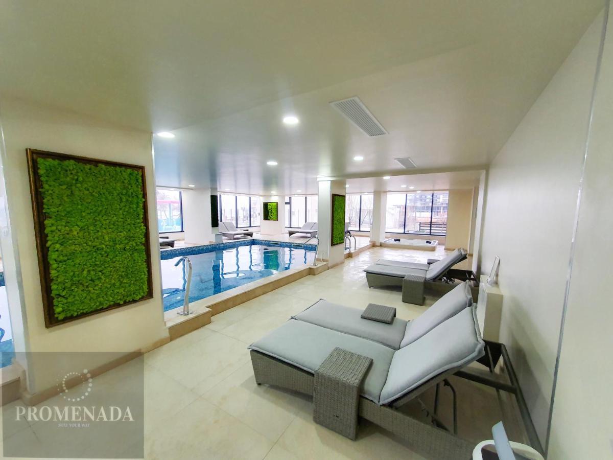 Cristalex Aparthotel & Spa Mamaia Nord Năvodari Exteriör bild